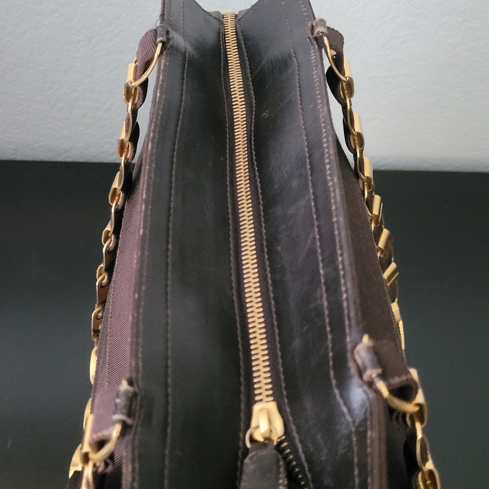Salvatore Ferragamo Vintage Gancini Vara Chain Shoulder Bag - Picture 10 of 14